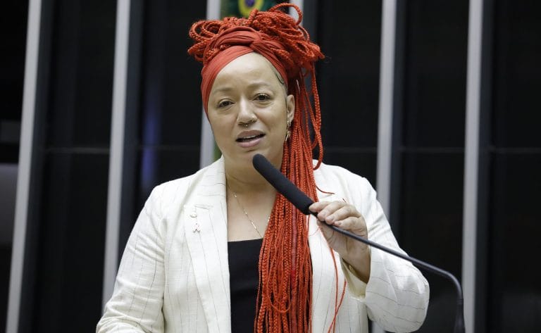Discussão e votação de propostas legislativas. Dep. Daiana Santos (PCdoB - RS)