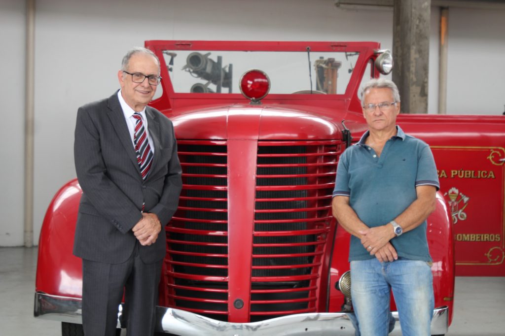 Capitão Paulo de Freitas e coronel da reserva João Antônio Brás