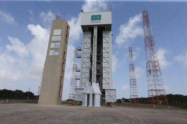 Tecnologia - espacial - base de lançamento de foguetes de Alcântara (MA)