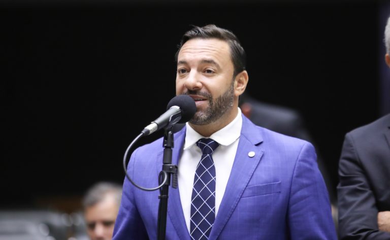 Discussão e votação de propostas. Dep. Daniel Freitas (PL-SC)