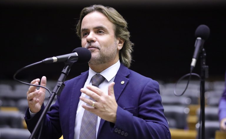 Discussão e votação de propostas legislativas. Dep. Eros Biondini (PL - MG)