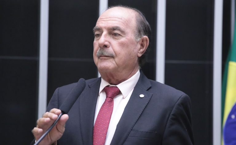 Discussão e votação de propostas legislativas. Dep. Dr. Zacharias Calil (UNIÃO - GO)