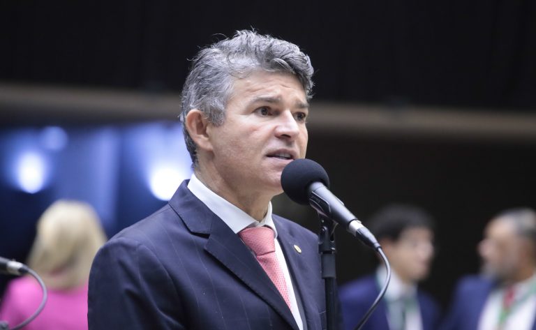 Discussão e votação de propostas legislativas. Dep. José Medeiros (PL-MT)