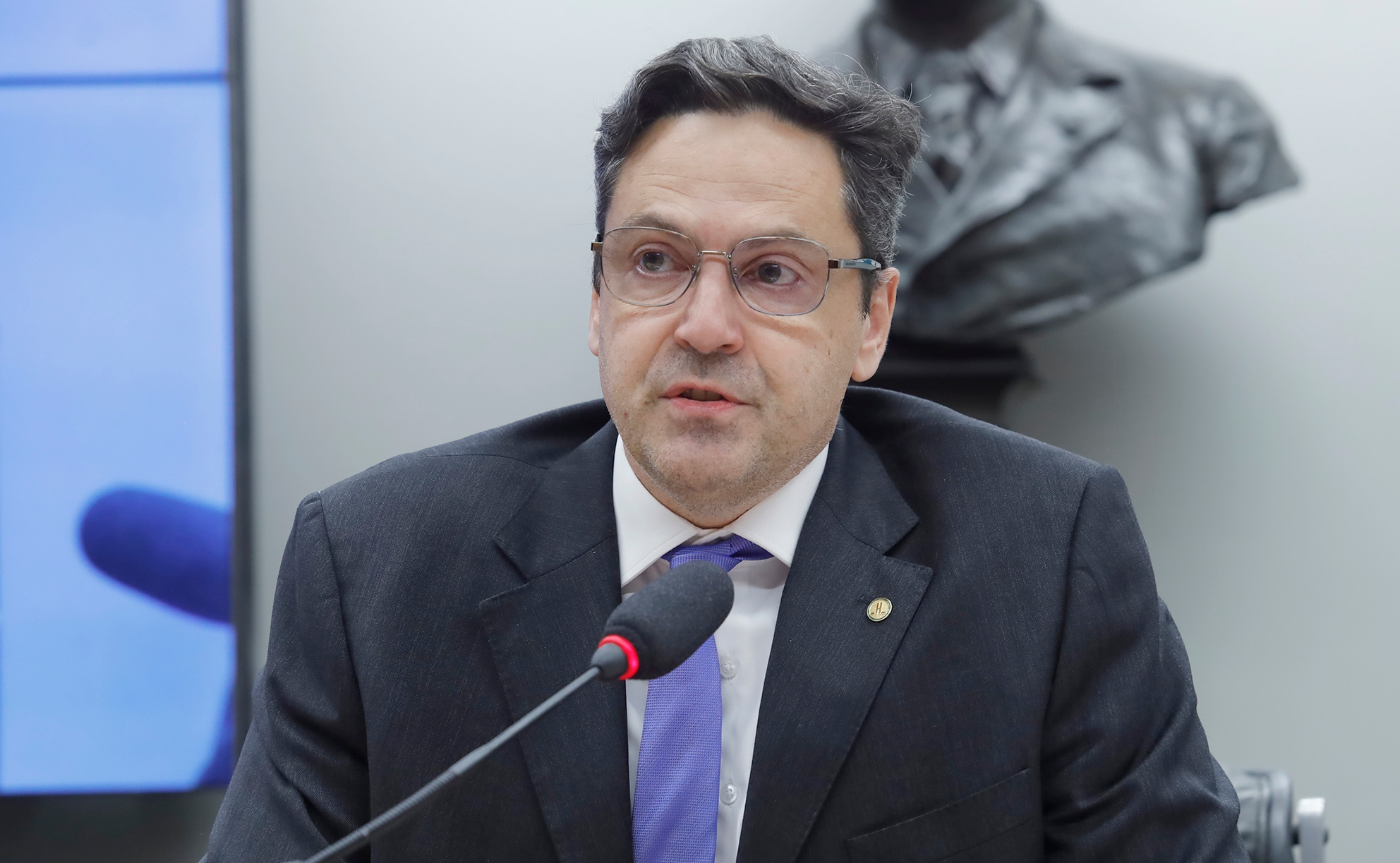 Desenvolvimento nacional junto aos Brics. Dep. Luiz Philippe de Orleans e Bragança (PL - SP) Deputado Luiz Philipe de Orleans e Bragança