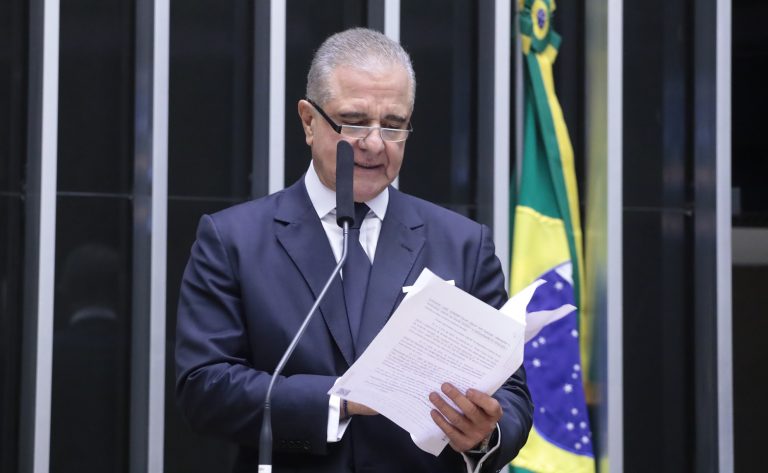 Discussão e votação de propostas legislativas. Dep. Julio Lopes (PP - RJ)