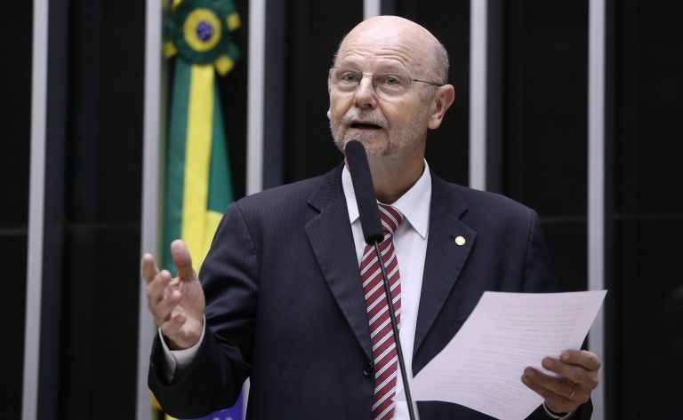 Discussão e votação de propostas legislativas. Dep. Bohn Gass (PT-RS)