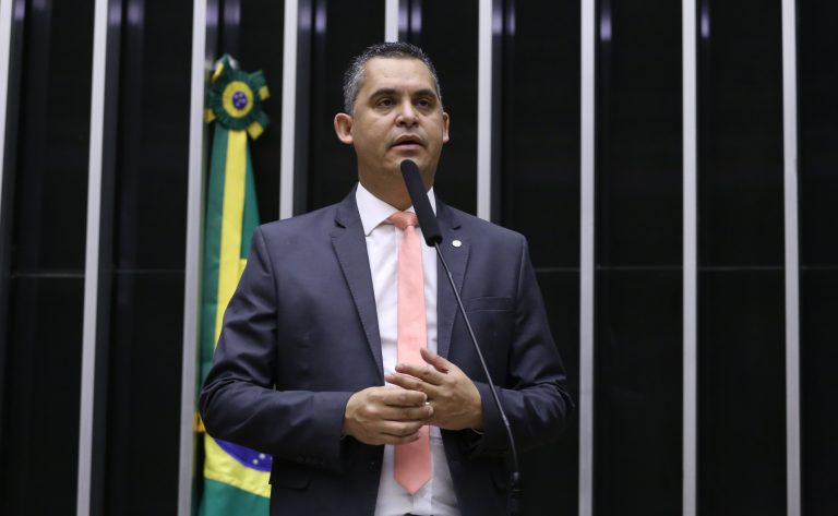 Discussão e votação de propostas legislativas. Dep. Gilson Daniel (PODE - ES)