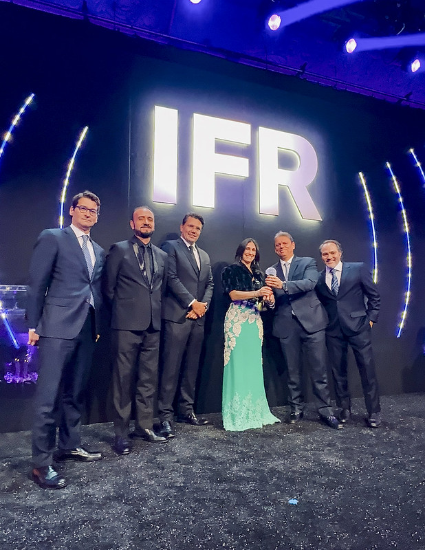Premiação IFR Awards para privatização da Sabesp