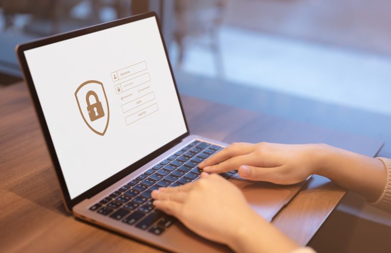 Conceito de cibersegurança, proteção de dados, segurança da informação e criptografia, acesso seguro a informações pessoais, acesso à segurança na Internet,