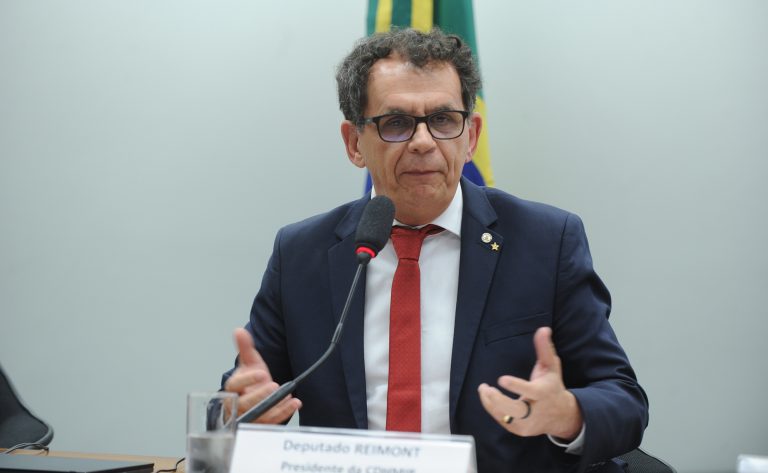 Instalação da comissão e eleição de presidente e vice-presidentes. Dep. Reimont (PT - RJ)