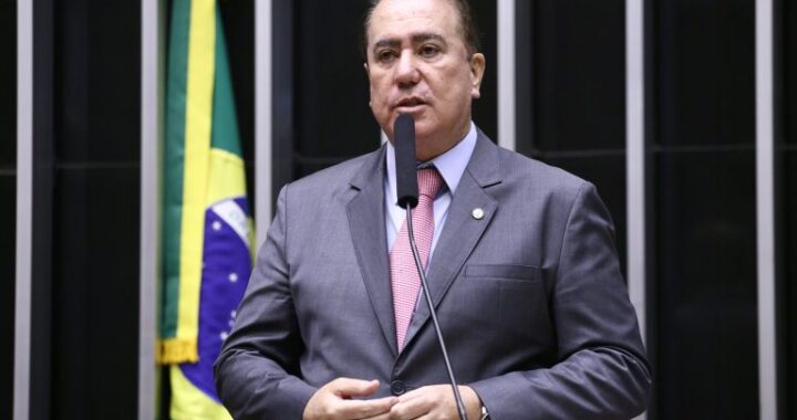 Projeto determina que chefe do Executivo entregue governo com saldo de caixa igual ou maior do que recebeu
