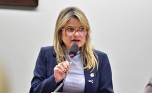 Comissão aprova proposta que autoriza acesso a dados sobre nascidos vivos com deficiência