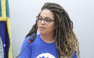 Universidades e estudantes cobram orçamento para atingir metas do novo Plano Nacional de Educação