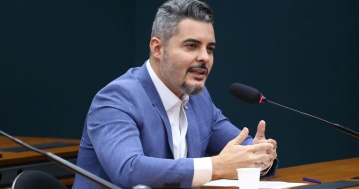 Comissão aprova projeto que obriga serviços de saúde a assegurar mamografia a mulheres com deficiência