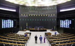 Deputados analisam projeto que prevê cálculo do valor da economia do cuidado no País; acompanhe