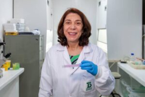 Instituto Butantan desenvolve anticorpo contra vírus Zika para possível uso em grávidas