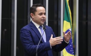Comissão aprova previsão de incentivo à capacitação de agricultor para uso de máquinas