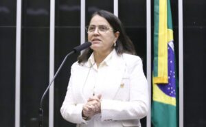 Projeto estabelece validade nacional para carteira de identificação do conciliador e mediador