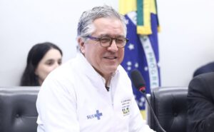 Ministro da Saúde será ouvido por comissão que analisa criação de programa do SUS