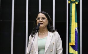 Projeto garante a vigilantes acesso a equipamentos destinados a segurança pessoal