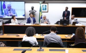 Especialistas defendem regulamentação da publicidade sobre sustentabilidade ambiental