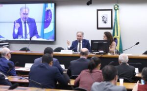 Setor portuário defende mais investimentos em acessos e dragagem