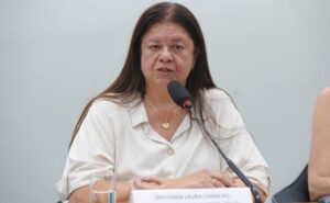 Comissão aprova garantia de alimentos a mulheres vítimas de violência doméstica