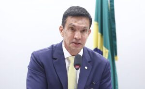 Comissão aprova proposta para obrigar uso de audiodescrição em eventos do poder público