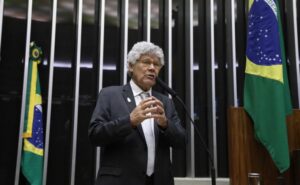 Comissão aprova pena mais severa para descarte incorreto de lixo hospitalar contaminado com o vírus da Covid-19