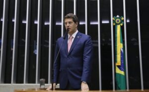 Comissão aprova suspensão de portaria sobre regularização de florestas públicas