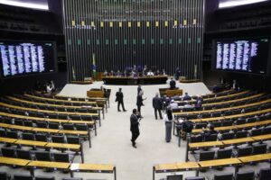 Sessão do Plenário da Câmara será realizada a partir das 20h30