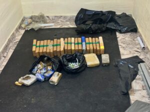 Operação da Rota combate atuação do crime organizado em comunidade de SP