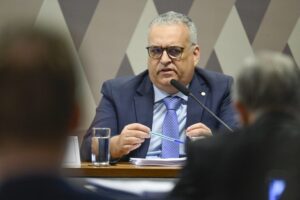 CPMI do INSS ouve Controladoria da União sobre fraudes em aposentadorias