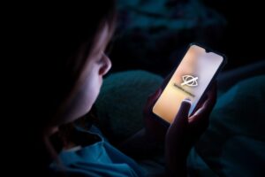 Grupo de Trabalho debate prevenção de riscos em ambiente digital para proteger crianças e adolescentes