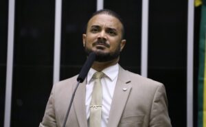 Comissão aprova aplicativo para envio de demandas de segurança pública