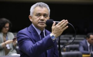 Comissão aprova proibição de condenado por crime contra idoso atuar em entidade de assistência a esse público