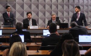 Comissão aprova medida provisória que amplia isenção da conta de luz para famílias de baixa renda