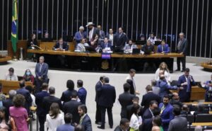 Câmara aprova prioridade de compra e distribuição de alimentos em cidades atingidas por desastres