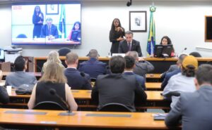Extinção do DPVAT sobrecarrega SUS e deixa vítimas de trânsito desassistidas, dizem debatedores