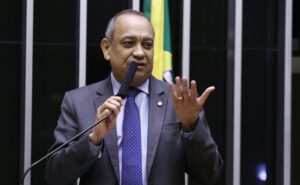 Comissão aprova projeto que assegura atendimento a pessoas com deficiências ocultas