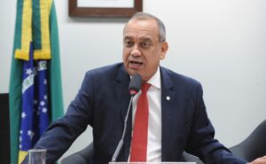 Comissão aprova proposta que permite viagens compartilhadas em táxis