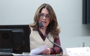 Coordenadora de grupo de trabalho quer votar em outubro projetos sobre proteção de crianças em ambiente digital
