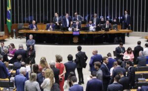 Câmara aprova MP que amplia alcance da Tarifa Social de Energia Elétrica; acompanhe