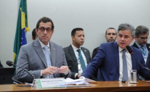 Relator da LDO de 2026 define prazo de três meses antes das eleições para pagamento de emendas