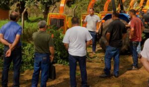 Governo de SP investe R$ 540 mil e entrega trituradores de galhos a municípios do Pontal do Paranapanema