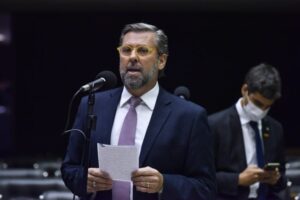 PEC confere autonomia orçamentária à AGU e às procuradorias-gerais dos estados