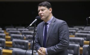 Comissão de Constituição e Justiça aprova síndrome de Tourette como deficiência para fins legais