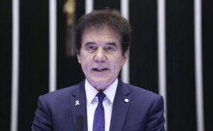 Comissão debate alto preço das passagens aéreas no Brasil