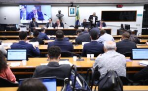 Plataformas de transporte e entrega defendem nova lei com regras para todos os modelos de negócio