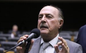 Projeto prevê medidas de controle para investigados ou condenados por pedofilia
